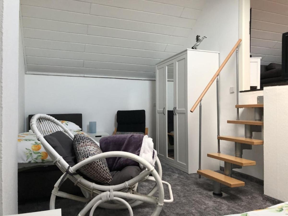 Ferienwohnung Auf Denkmalgeschuetztem Sturmhof Grefrath Exterior photo